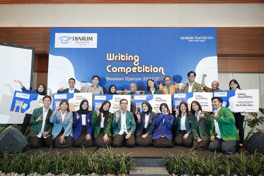 Writing Competition Djarum Beasiswa Plus 2021/2022