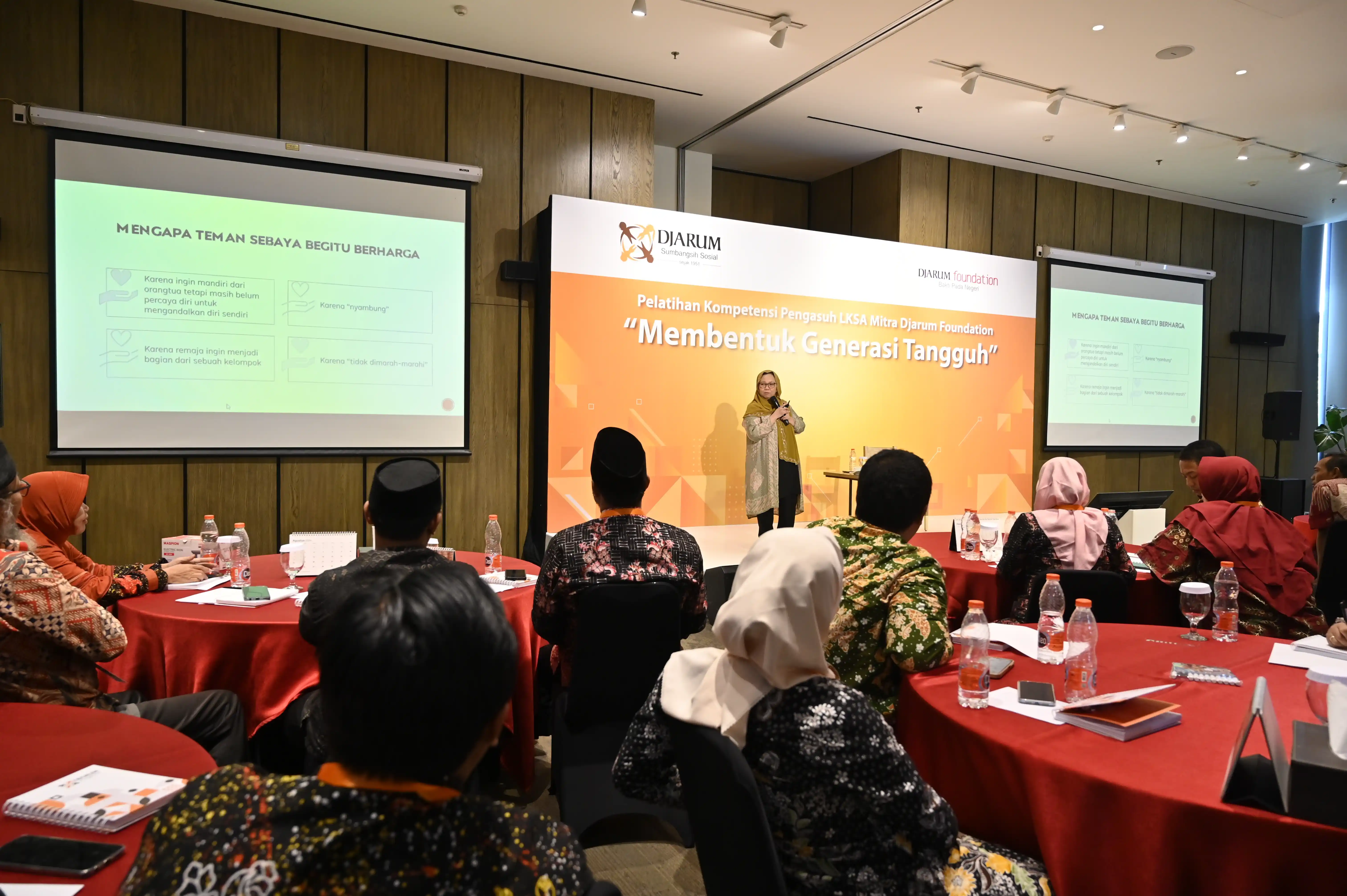 Competency Training held by Djarum Foundation Partner LKSA Caregiver: "Membentuk Generasi Tangguh"